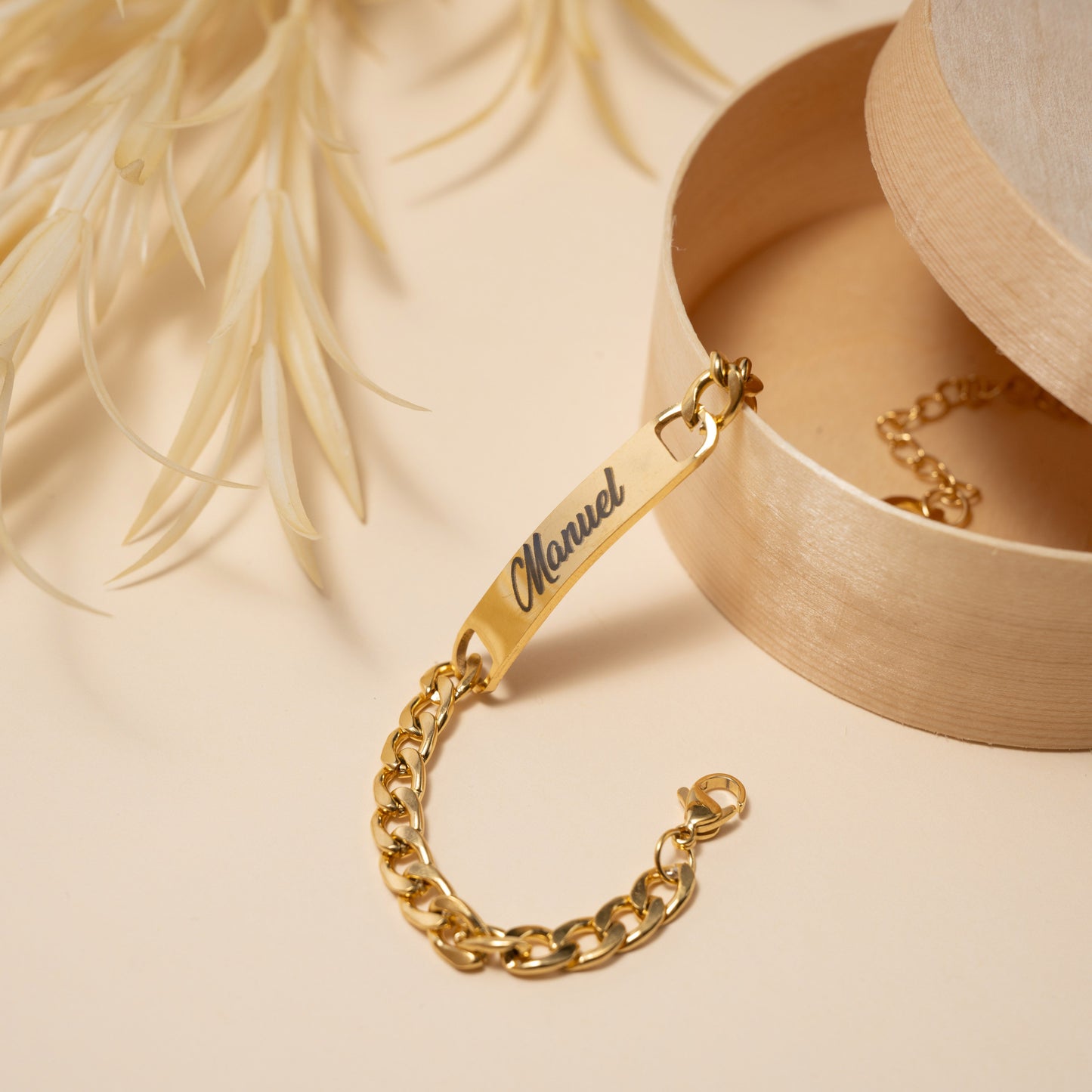 Pulseira personalizada com dedicatória
