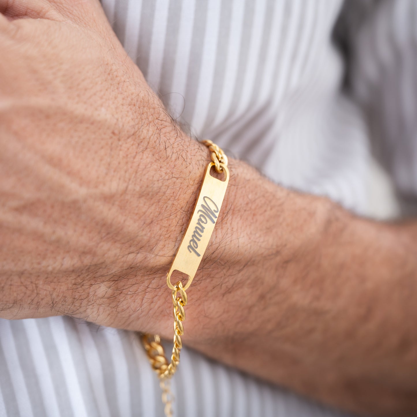 Pulseira personalizada com dedicatória