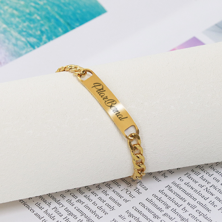 Pulseira personalizada com dedicatória