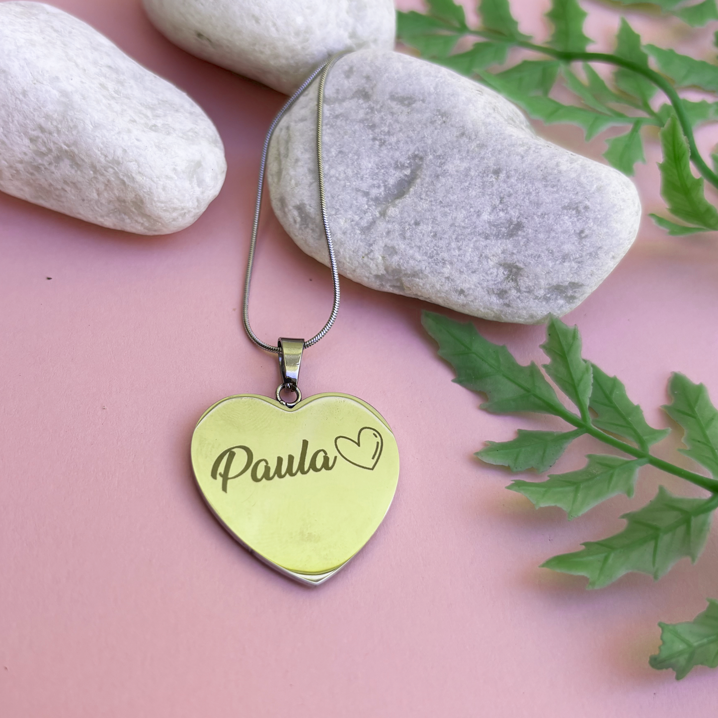 Colar de coração dedicatório para a filha com nome personalizado