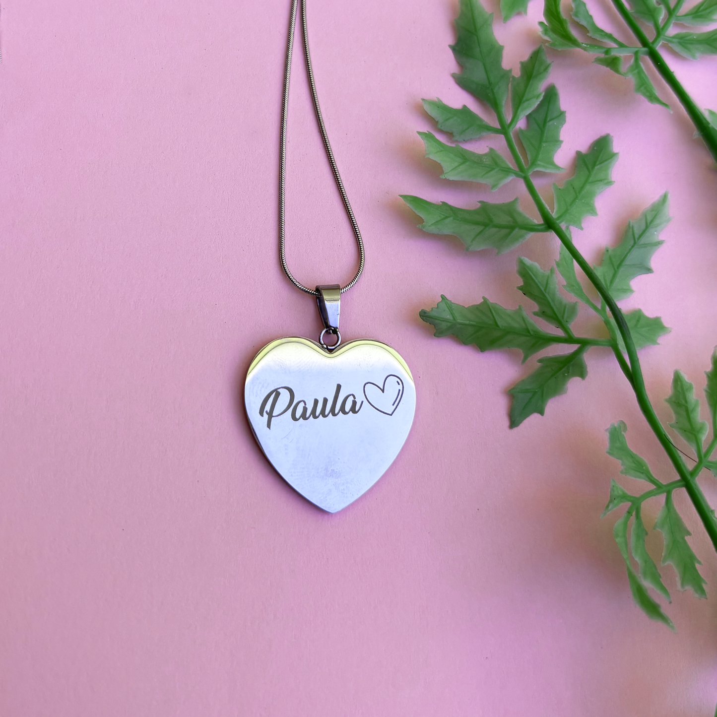Colar de coração dedicatório para a filha com nome personalizado