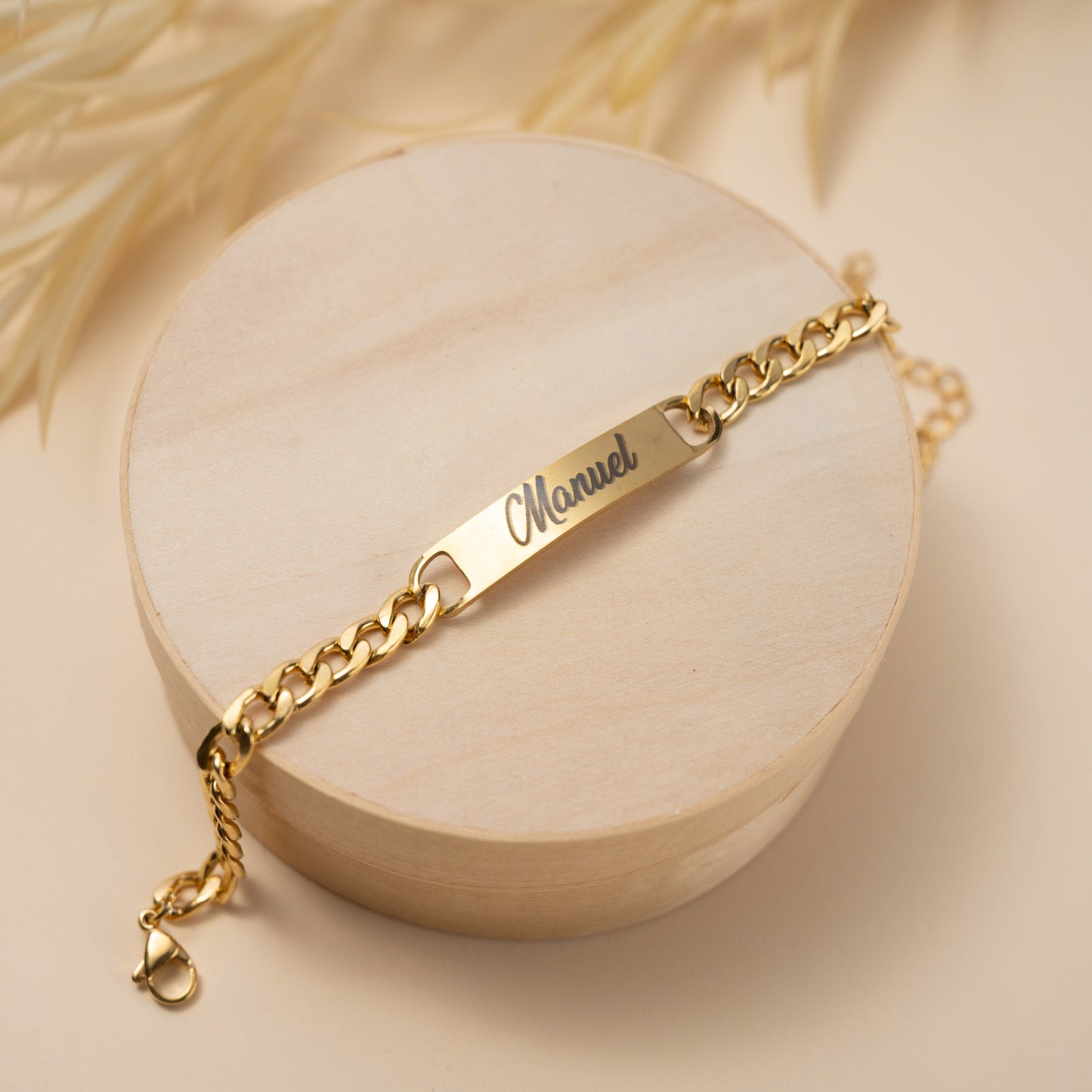 Pulseira personalizada com dedicatória